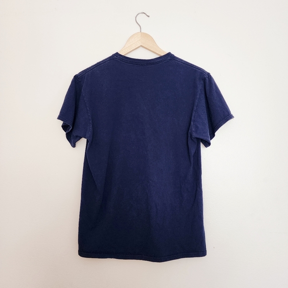 ✨2 for $5✨ Top Gun Navy Tshirt Size Medium - Picture 4 of 6